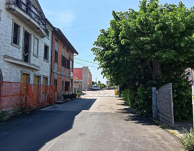 Vacanze A Colori Affittacamere Porto Recanati